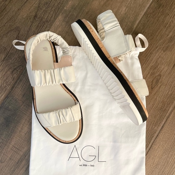 AGL White Nappa Leather Sandals With Elastic Bands Cream Two Straps EU 37 NEW - Picture 3 of 10